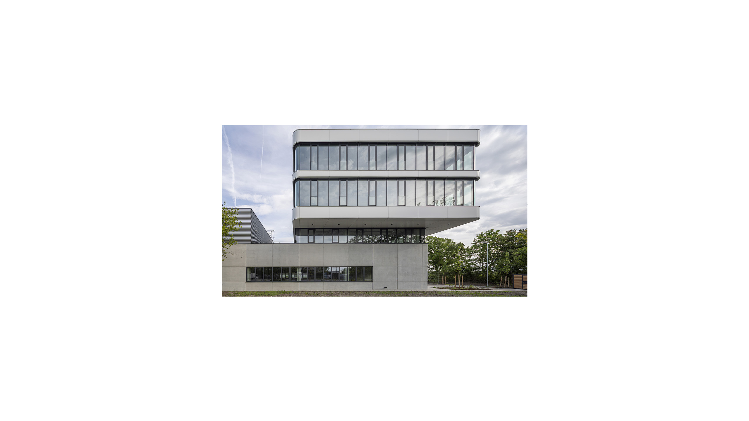 Dienstleistungszentrum_Immogate_Frankfurt_Michael_Heinrich_Bottler_Lutz_Architkten